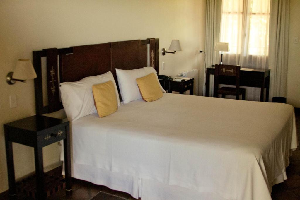 Altalaluna Hotel Boutique & Spa Cafayate Room photo